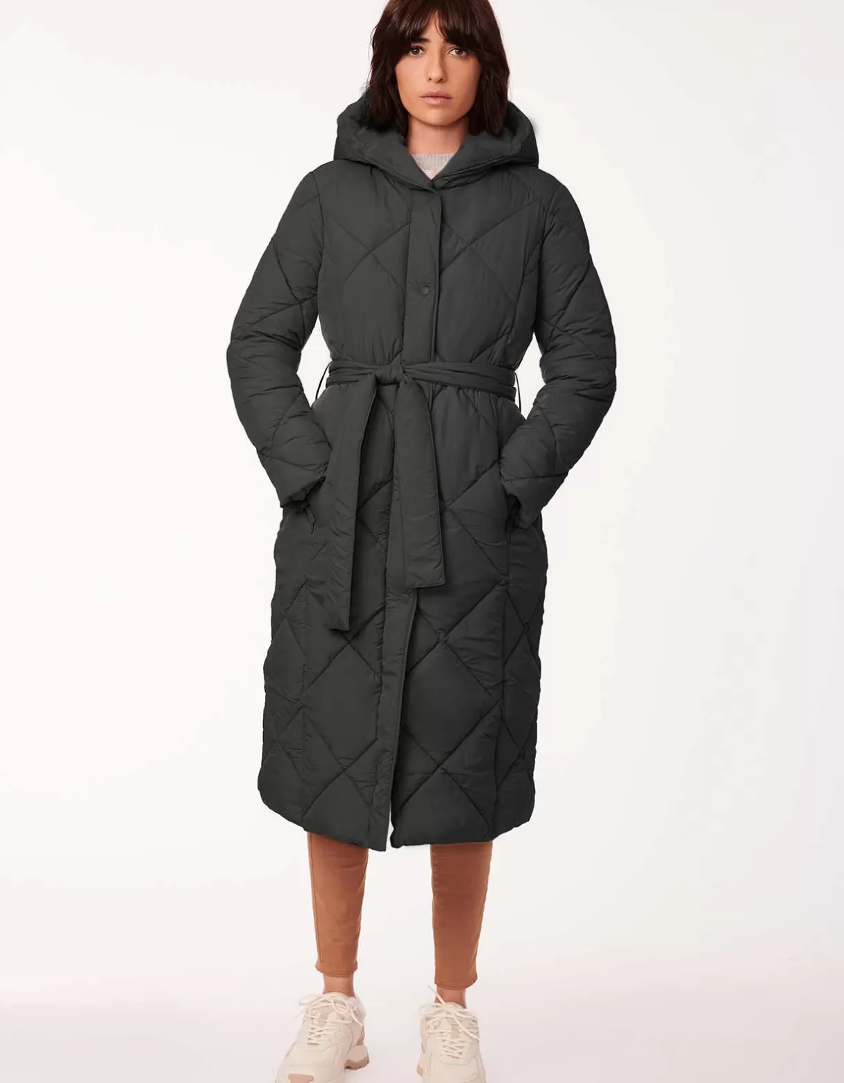 Women Bernardo Fashions Long Coats>Diamond District Long Belted Puffer Coat