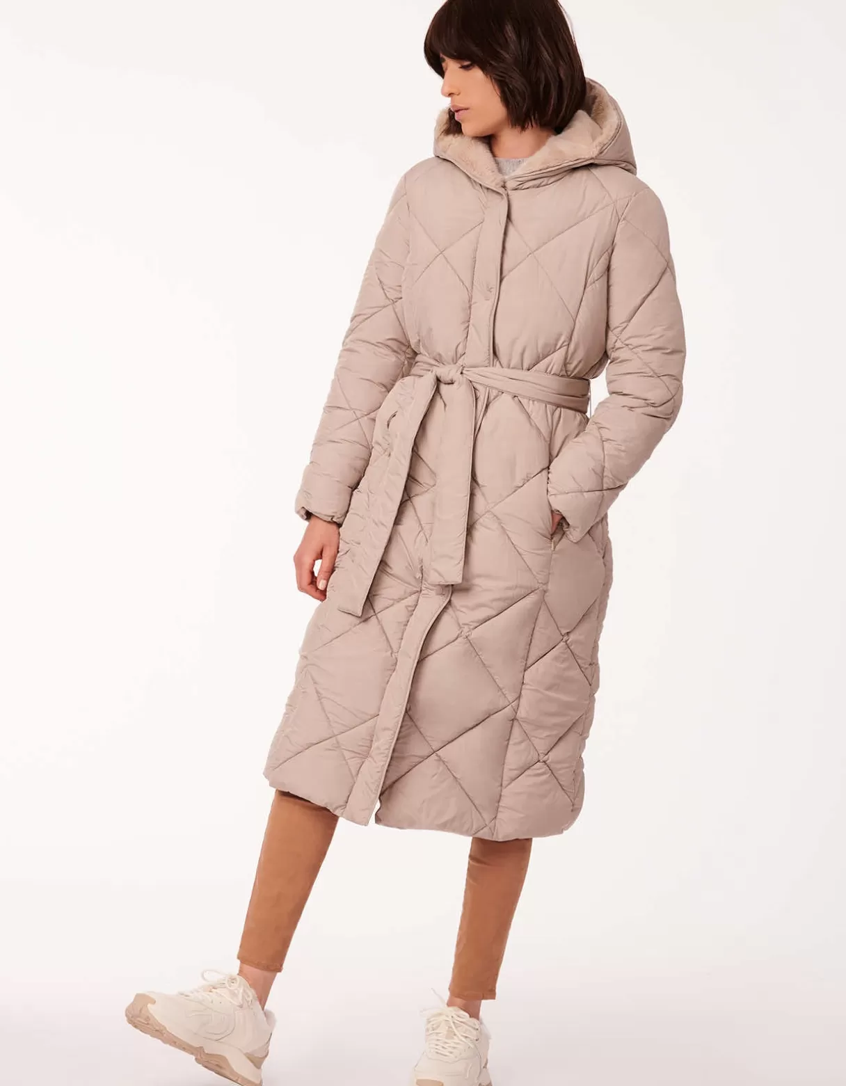 Women Bernardo Fashions Long Coats>Diamond District Long Belted Puffer Coat