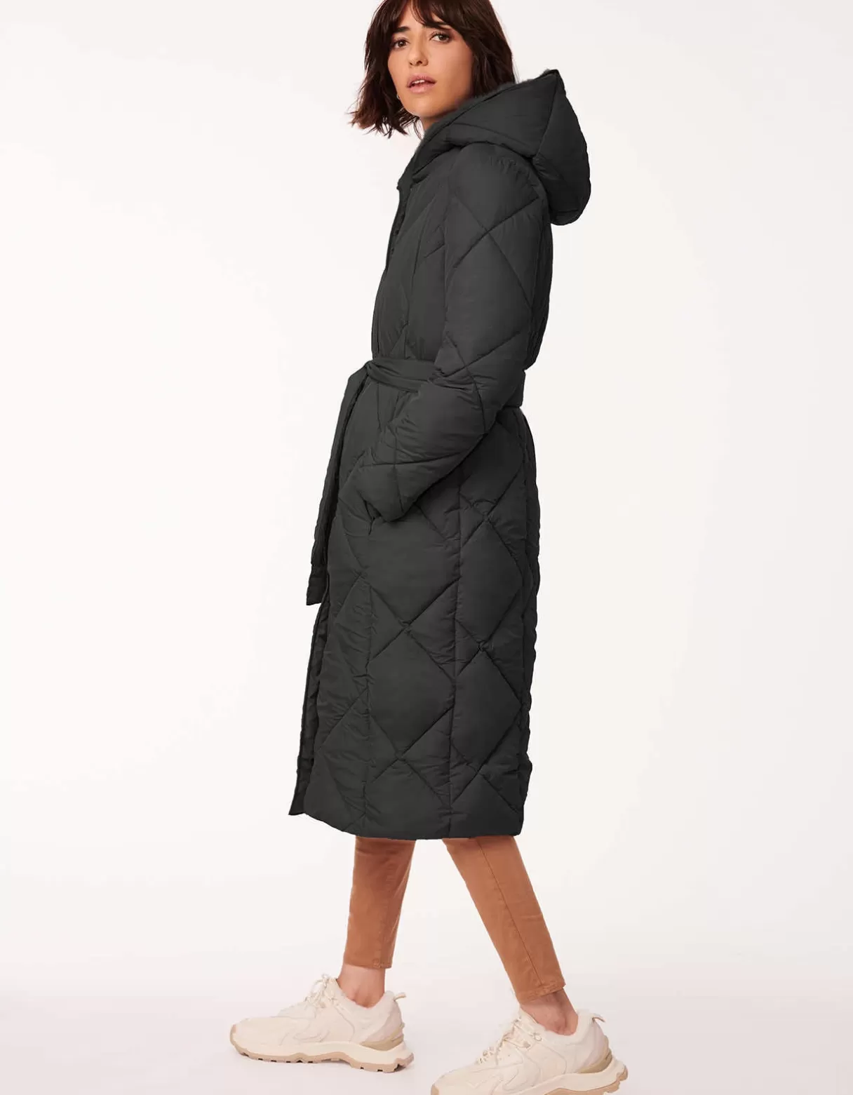 Women Bernardo Fashions Long Coats>Diamond District Long Belted Puffer Coat